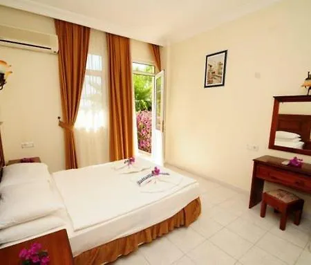 Caretta Apartment *