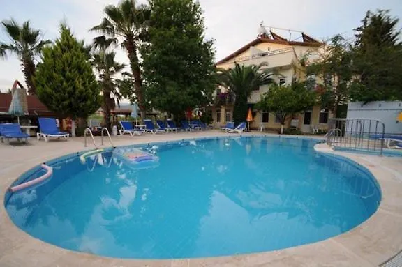 Caretta Apartmán *